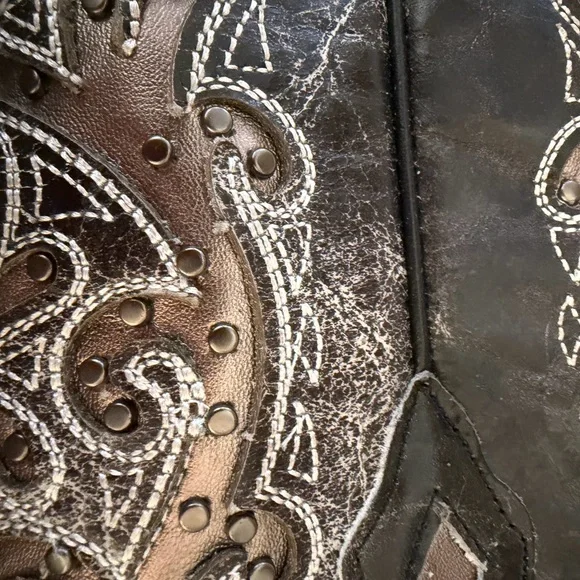 Black and Pewter, studs and rhinestones Embroidered Cowboy Boots, size 10 - Picture 7 of 8